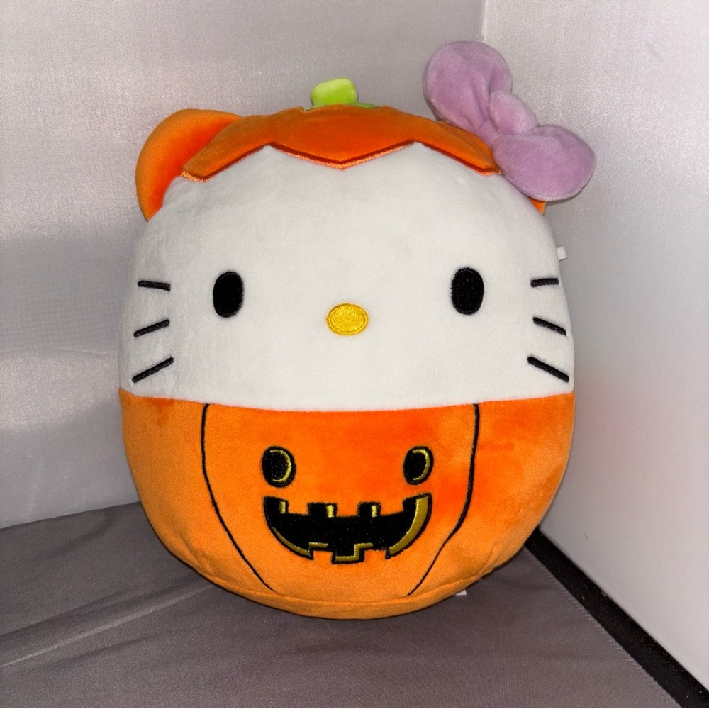 ” Hello Kitty Squishmallow Sanrio Original Pumpkin Halloween Jack-O-Lantern